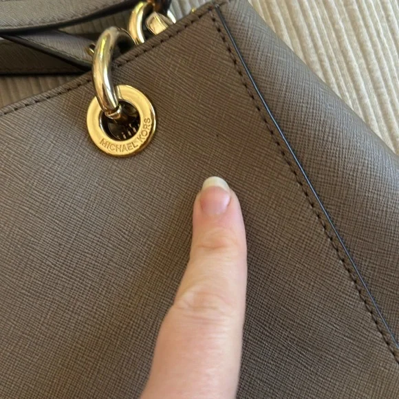 MICHAEL MICHAEL KORS Cynthia Saffiano Leather Satchel - Picture 8 of 14